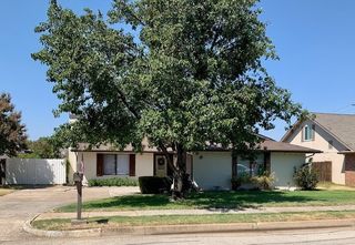 3055 Old Orchard Lane, Bedford, TX 76021