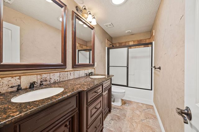 3409 SW Windy Oak Avenue, Bentonville, AR 72713