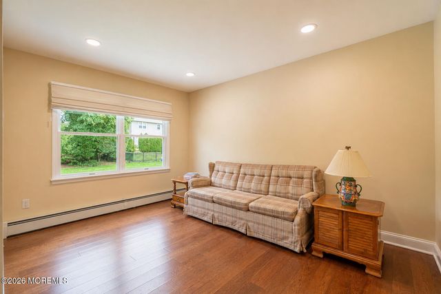 18 Carrie Drive, Marlboro, NJ 07746