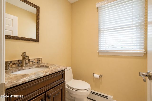 18 Carrie Drive, Marlboro, NJ 07746