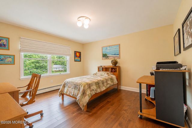 18 Carrie Drive, Marlboro, NJ 07746