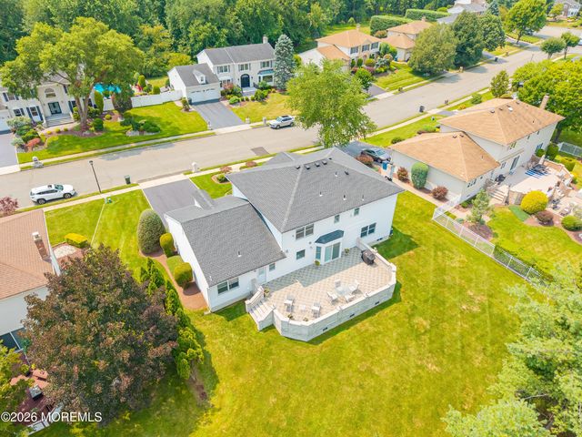 18 Carrie Drive, Marlboro, NJ 07746