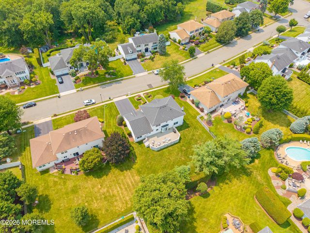 18 Carrie Drive, Marlboro, NJ 07746