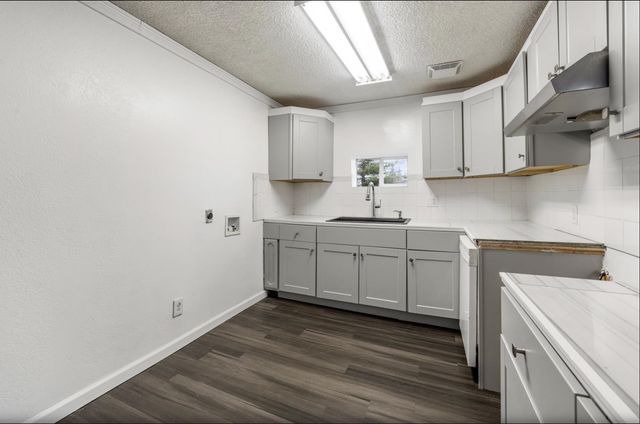 12 HARRIET AVENUE, Fairbanks, AK 99701