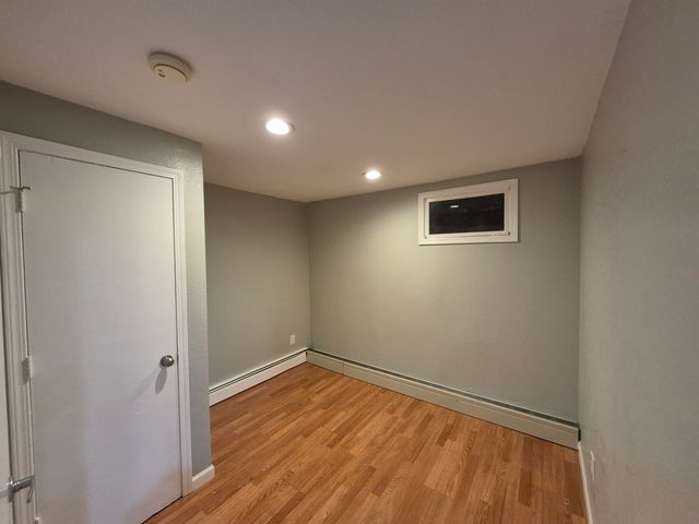 12 HARRIET AVENUE, Fairbanks, AK 99701