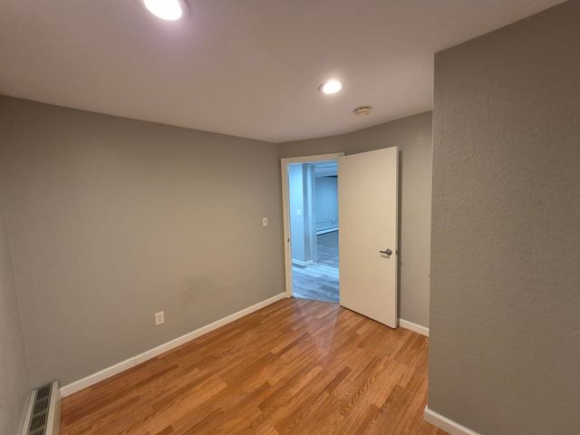 12 HARRIET AVENUE, Fairbanks, AK 99701