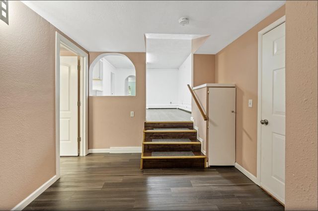 12 HARRIET AVENUE, Fairbanks, AK 99701