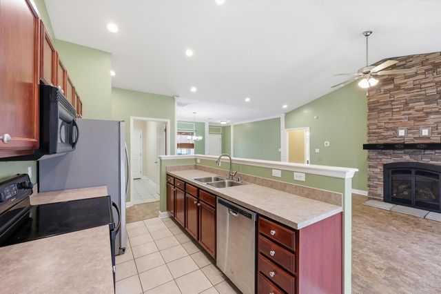 2985 Town Branch Road, Lexington, KY 40511