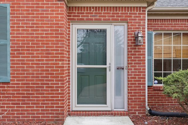 2985 Town Branch Road, Lexington, KY 40511