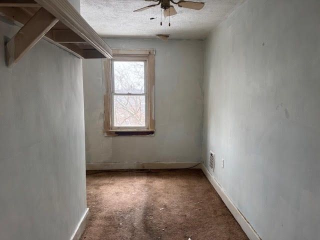 514 Hiland Ave, Coraopolis, PA 15108