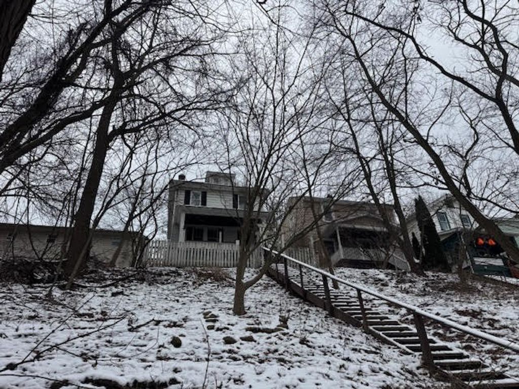 514 Hiland Ave, Coraopolis, PA 15108