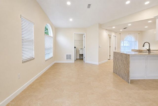 2229 FOGGY RIDGE PARKWAY, Land O Lakes, FL 34639