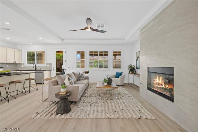 4657 Jadewood Street, Las Vegas, NV 89129