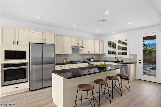 4657 Jadewood Street, Las Vegas, NV 89129