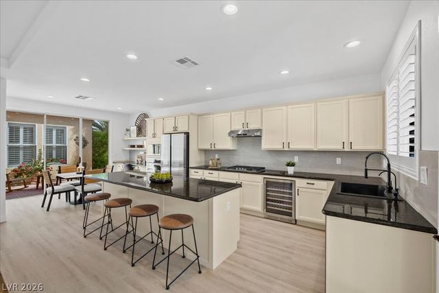 4657 Jadewood Street, Las Vegas, NV 89129
