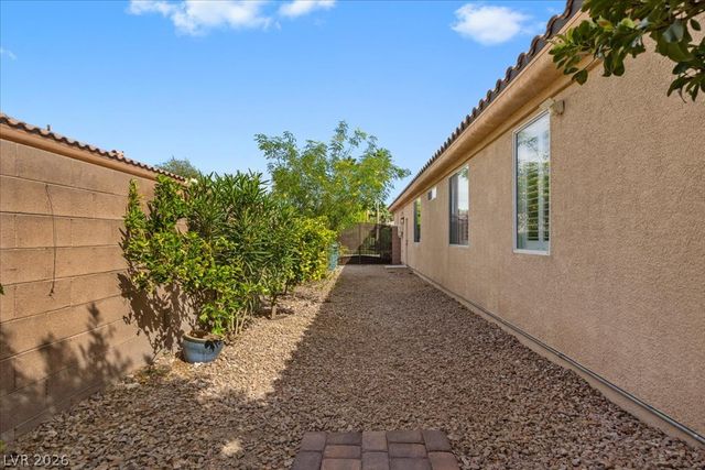 4657 Jadewood Street, Las Vegas, NV 89129