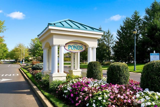 434 Bluebird Drive, Monroe, NJ 08831