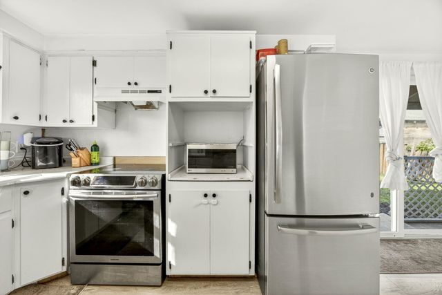 3418 S Stage Road, Medford, OR 97501