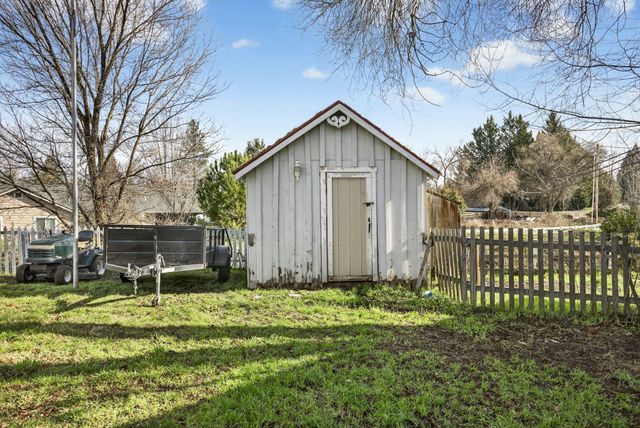 3418 S Stage Road, Medford, OR 97501