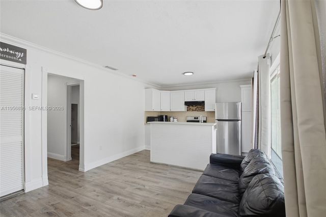 3380 NW 14th St 0, Miami, FL 33125