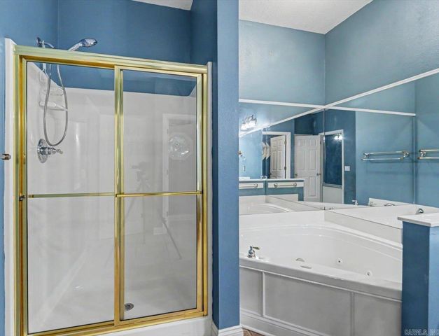 110 Shady Woods Court, Hot Springs, AR 71901
