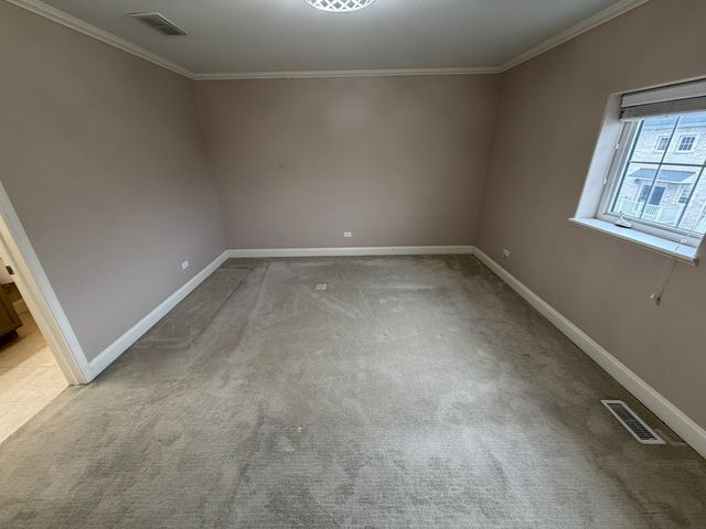 183 N Des Plaines River Road E2, Des Plaines, IL 60016