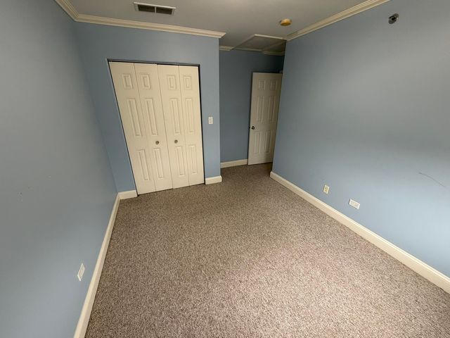 183 N Des Plaines River Road E2, Des Plaines, IL 60016