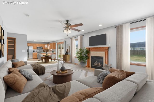 1217 Lebaron Cove, Huntertown, IN 46748