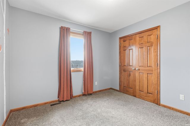 1217 Lebaron Cove, Huntertown, IN 46748