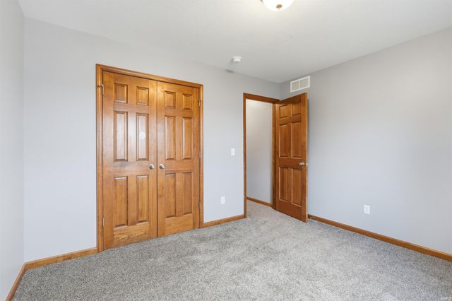 1217 Lebaron Cove, Huntertown, IN 46748