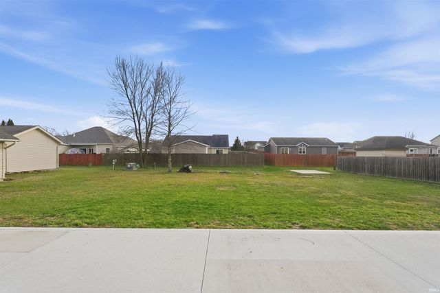 1217 Lebaron Cove, Huntertown, IN 46748