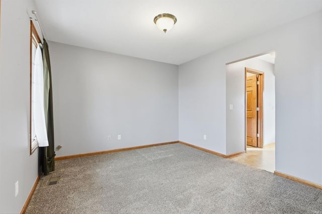 1217 Lebaron Cove, Huntertown, IN 46748