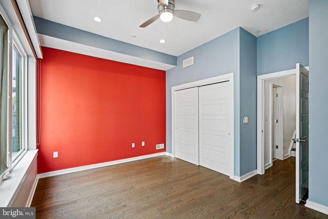 418 WALLACE ST, Philadelphia, PA 19123