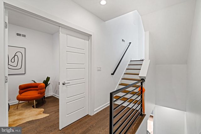 418 WALLACE ST, Philadelphia, PA 19123