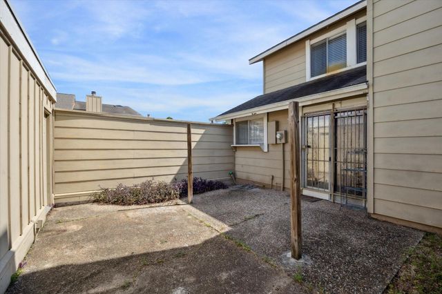 6202 W Airport Boulevard, Houston, TX 77035