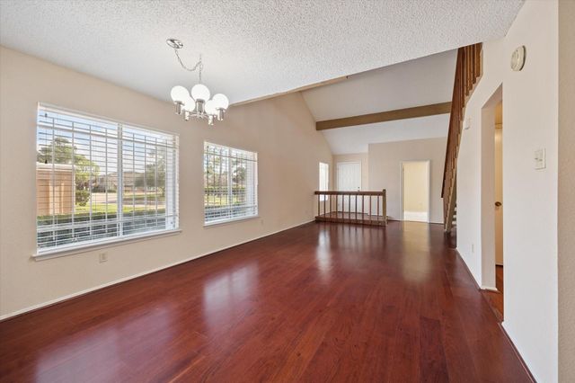 6202 W Airport Boulevard, Houston, TX 77035