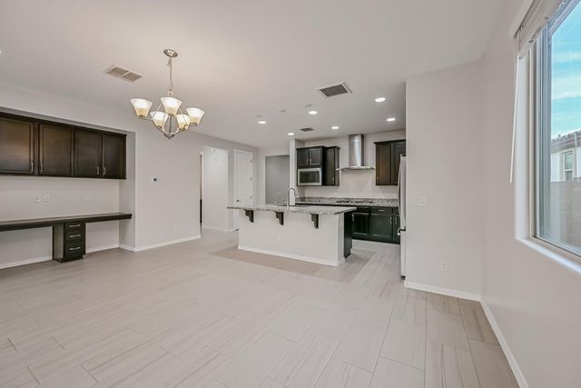 9775 W Cashman Drive, Peoria, AZ 85383