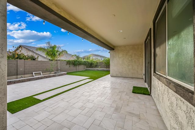 9775 W Cashman Drive, Peoria, AZ 85383