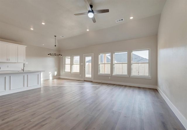 100 Hackberry Lane, Roanoke, TX 76262