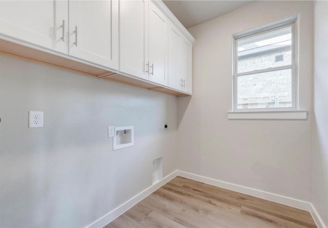 100 Hackberry Lane, Roanoke, TX 76262