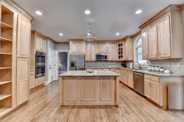 110 Grandmar Chase, Canton, GA 30115