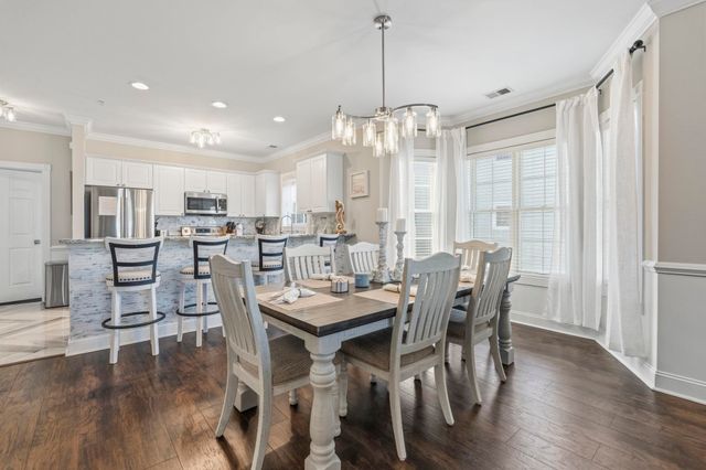 4891 Luster Leaf Cir Apt 301, Myrtle Beach, SC 29577