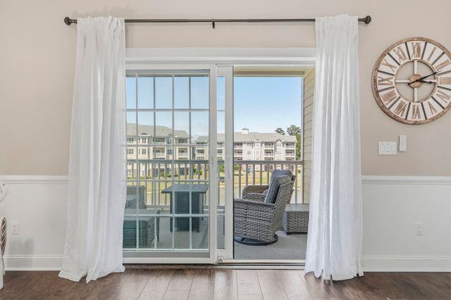 4891 Luster Leaf Cir Apt 301, Myrtle Beach, SC 29577