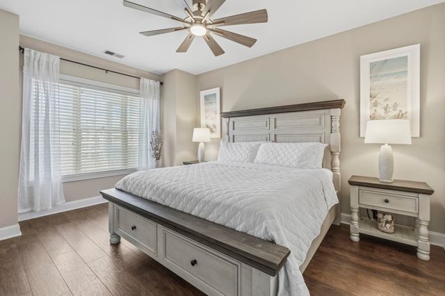4891 Luster Leaf Cir Apt 301, Myrtle Beach, SC 29577