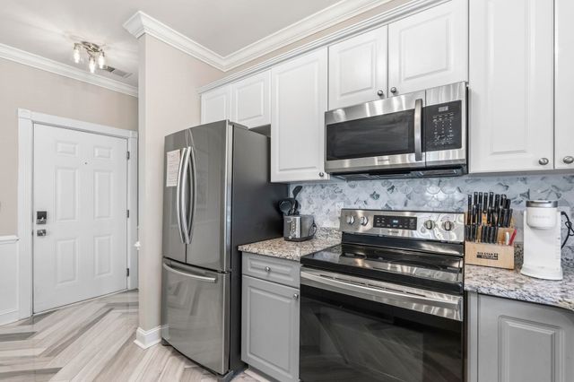 4891 Luster Leaf Cir Apt 301, Myrtle Beach, SC 29577