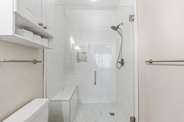 4891 Luster Leaf Cir Apt 301, Myrtle Beach, SC 29577