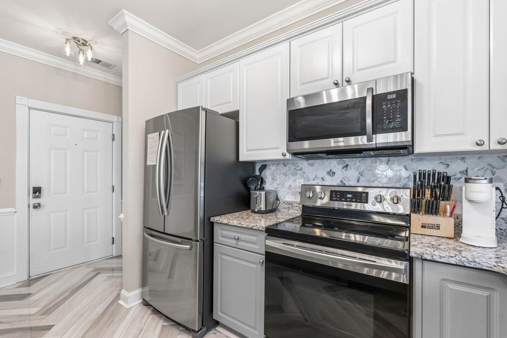 4891 Luster Leaf Cir Apt 301, Myrtle Beach, SC 29577 — photo 3
