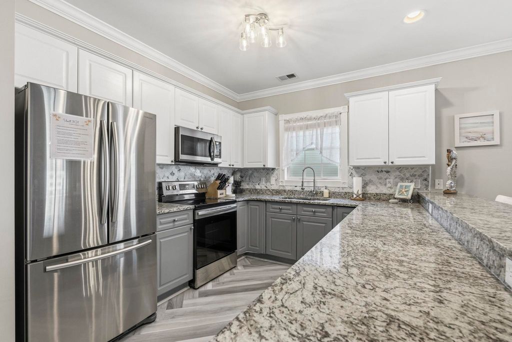 4891 Luster Leaf Cir Apt 301, Myrtle Beach, SC 29577 — photo 4