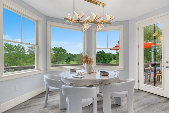 179 Oakland St, Wellesley, MA 02481