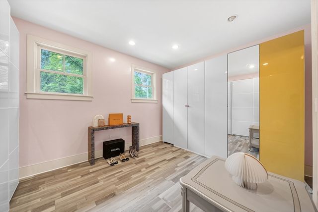 179 Oakland St, Wellesley, MA 02481